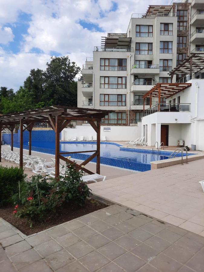 Byala Vista Cliff Apartments 外观 照片