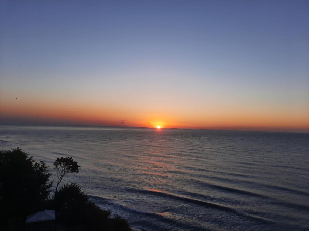 Byala Vista Cliff Apartments 外观 照片