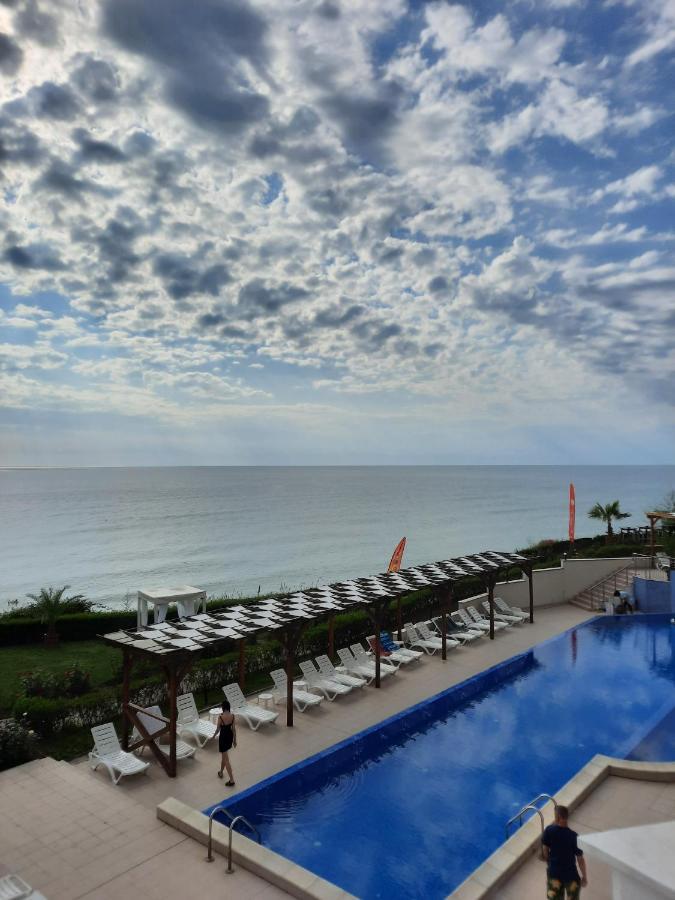 Byala Vista Cliff Apartments 外观 照片