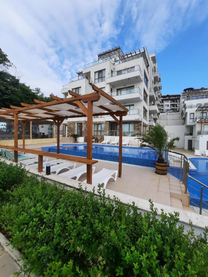 Byala Vista Cliff Apartments 外观 照片