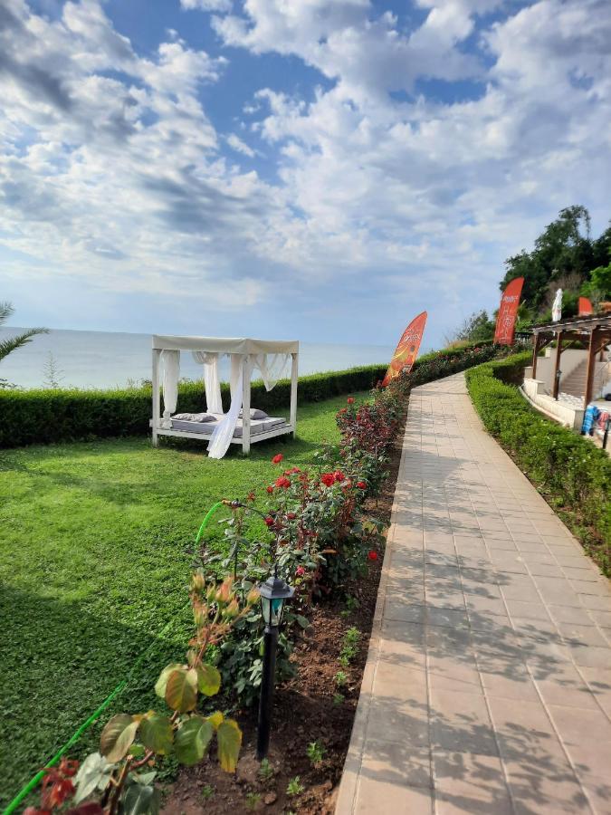 Byala Vista Cliff Apartments 外观 照片