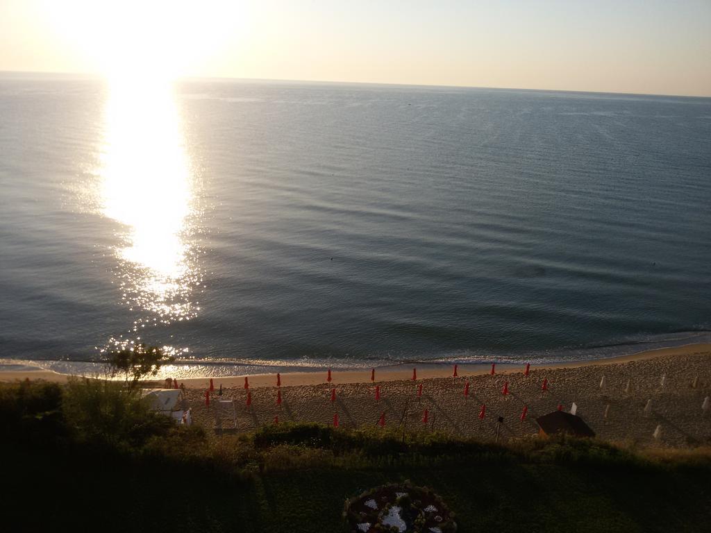 Byala Vista Cliff Apartments 外观 照片