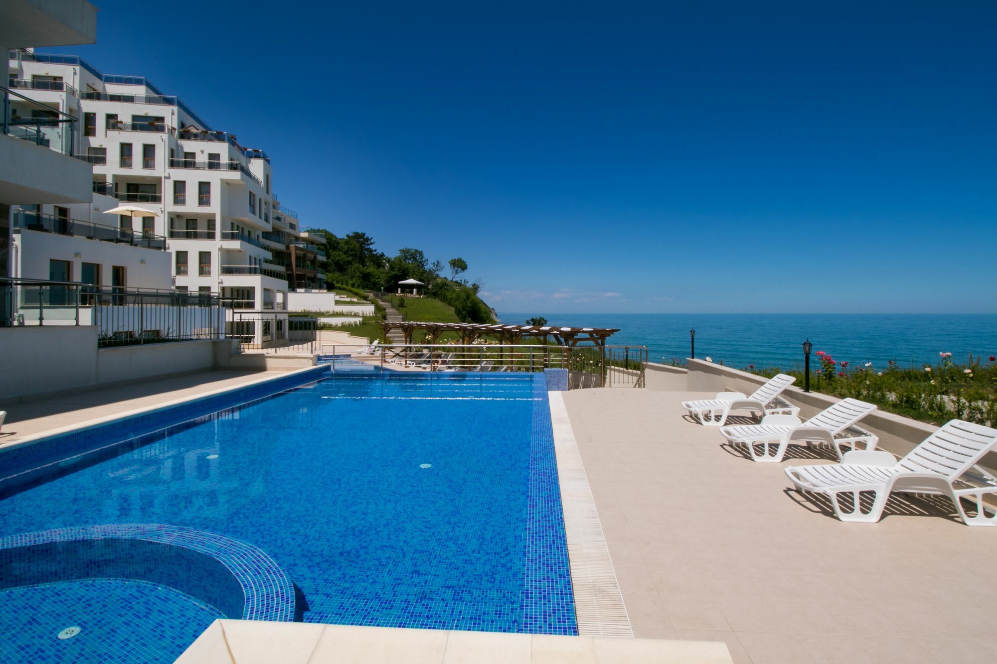 Byala Vista Cliff Apartments 外观 照片